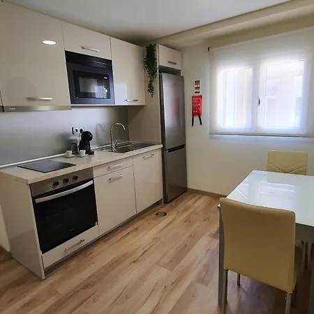 Marques Garden With Parking Apartment