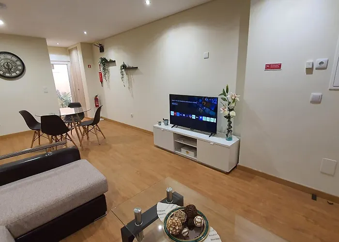 Marques Garden With Parking Appartamento Oporto